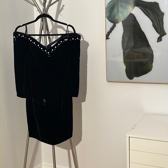 STUNNING Black Velvet Off Shoulder Dress with Pearls - Picture 1 of 4